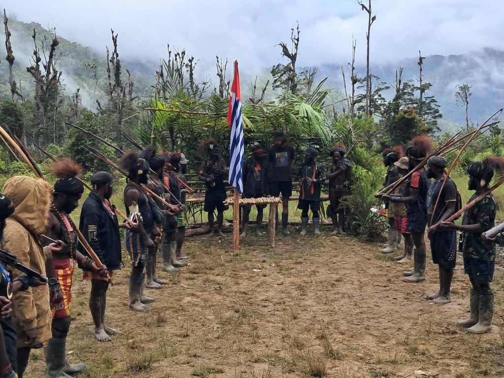 Miris! Bebaskan Pilot Philips Mehrtens, Jenderal TPNPB Ancam Tembak Egianus&nbsp;Kogoya