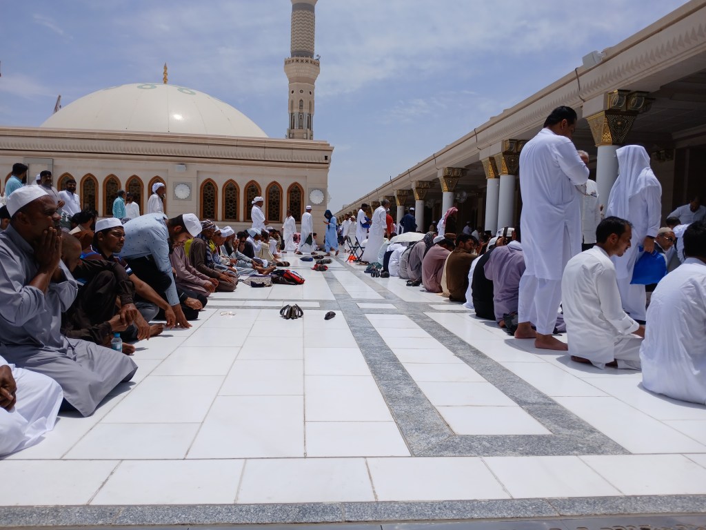 Matahari Sejengkal di atas Kepala, Surat Apa yang Dibaca Imam Masjid Nabawi&nbsp;Besok?