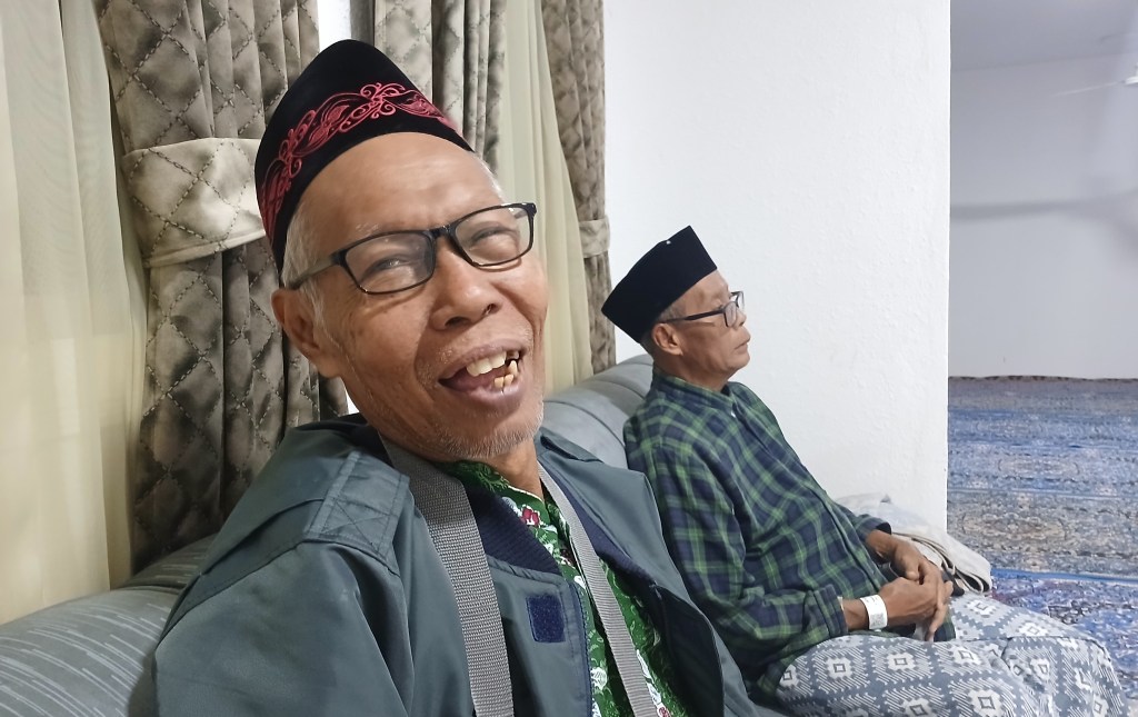 Bunadi, Pergi Haji Naik&nbsp;Pentol